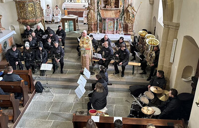 Heilige Messe mit dem Musikverein Deutschfeistritz-Peggau: Eine Feier der Cäcilienmesse und der Blasmusik